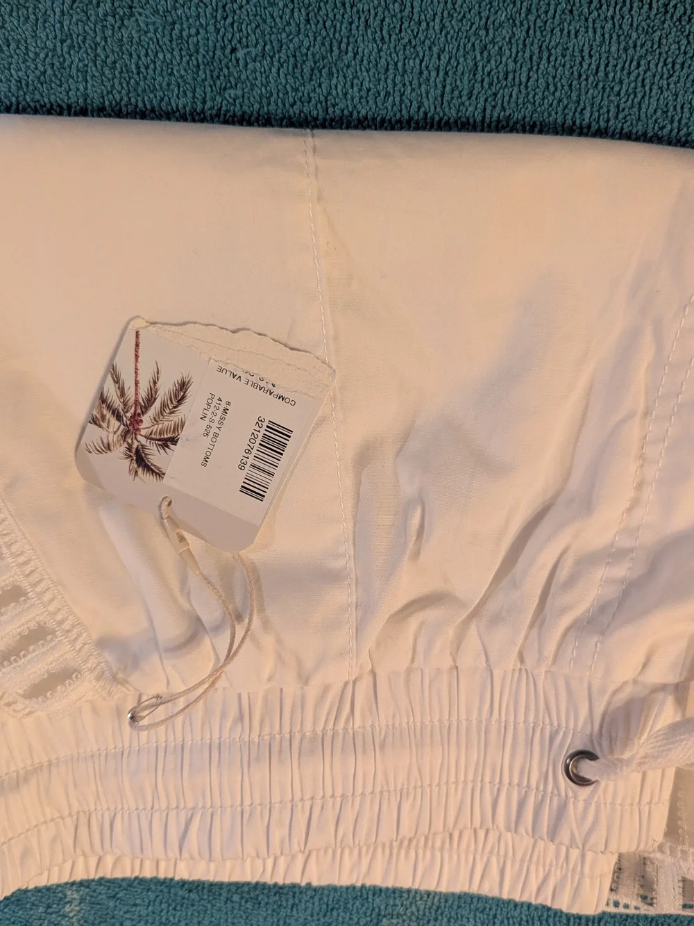 Women’s White Crochet-Trim Drawstring Shorts